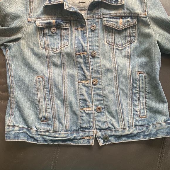 • Denim Jacket • - Picture 13 of 13